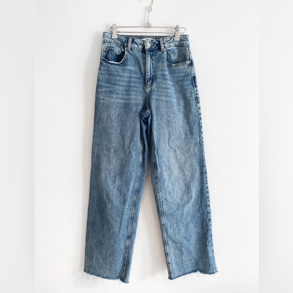 Dynamite Heidi Wide Leg Jeans, Medium Wash, Size 26 - Picture 2 of 16